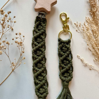 Geschenkset für Mamas – Schnullerkette & Makramee Schlüsselanhänger